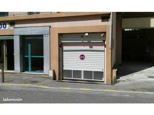 Garage à louer
