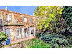 GUILHEMERY. SUBLIME TOULOUSAINE 180M² AVEC JARDIN. CAVE ET GARAGE