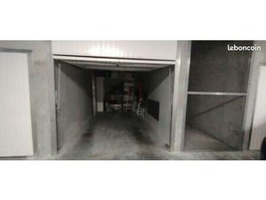 Garage villeurbanne carré de Soie