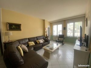 Maison 5 pièces 140 m²