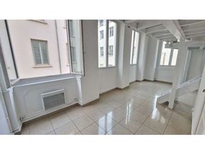 Location appartement 1 pièce 42 m² à Lyon 1 (69001)