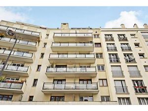 Location appartement 2 pièces 45 m² à Paris 19 (75019)