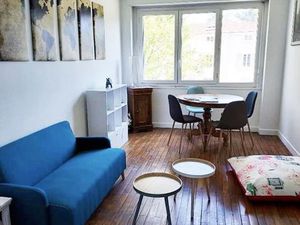 Appartement T3/ Antoine Charial_ Ecully Centre