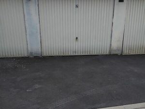 Garage / box 15m2 sécurisé 24h/24h avec caméra de surveillance