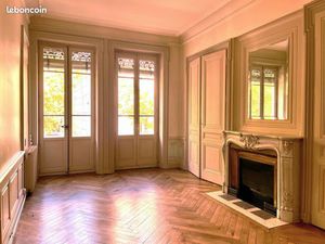 Appartement T3 92 m² balcon Prefecture