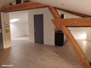 À louer T1 BIS au centre ville de Montbron