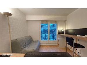 Joli studio belle résidence + poss pkg