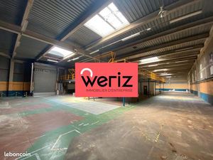 Local industriel 1 635 m²