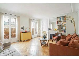 Paris 18e - ABBESSES / THÉATRE DE L’ATELIER - Appartement à vendre - 5 pièces - 104 85m² C