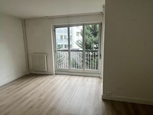 Studio 25 m2 lumineux avec balcon