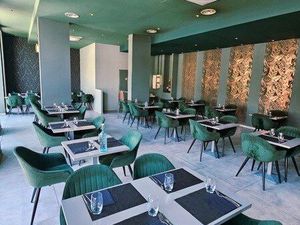 Local restaurant 160 m²