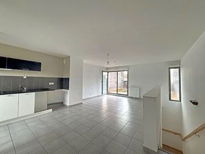 APPARTEMENT T3 avec terrasse et places de parking - CORNEBARRIEU