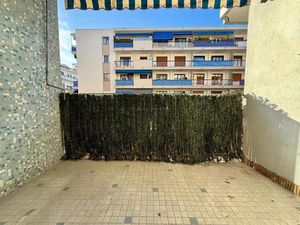 Spacieux et lumineux 2 pièces terrasses Saint-Laurent-du-Var