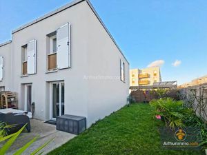 Vente Maison 5 pièces 93 m2 à Bondoufle