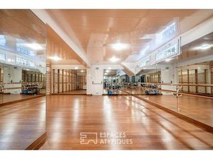 Maison familiale avec espace professionnel au Charentonneau