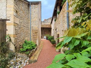 Bel ensemble immobilier en coeur de Village