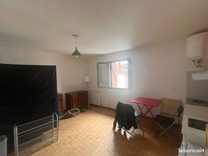 Studio meublé 27M2