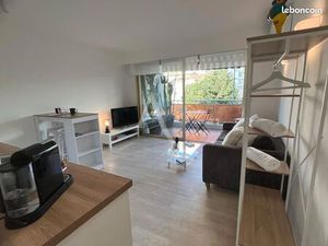 Studio 1 pièce 21 m²