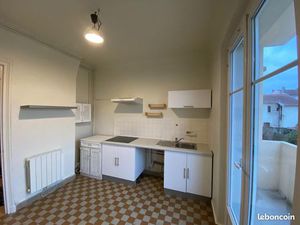 LYON fac medecine T1 libre