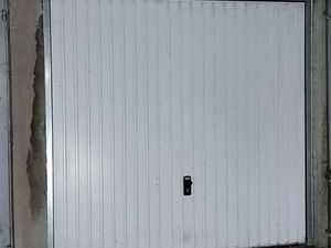 Garage centre ville 13 m2