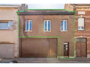Ruim te renoveren duplex-appartement met 4 slaapkamers in...