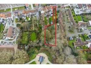 Maison de 3 chambres récemment construite le long de la Pete