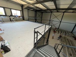 Vente local industriel 258 m² Signes (83870)