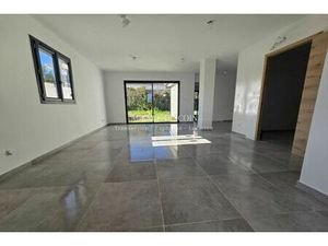 Vente maison 5 pièces 81 m² Roquebrune-sur-Argens (83520)