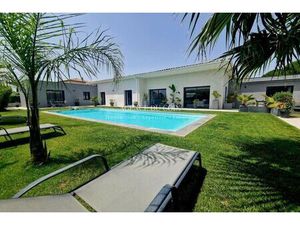 Vente maison 7 pièces 211 m² Les Arcs (83460)