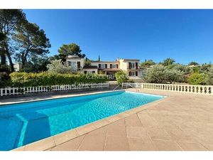 Vente maison 7 pièces 180 m² Trans-en-Provence (83720)