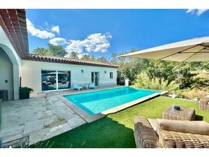 Vente maison 7 pièces 240 m² Vidauban (83550)