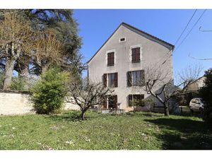 Vente maison 13 pièces 280 m² Champs-sur-Yonne (89290)