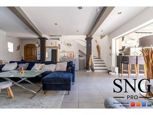 Vente maison 8 pièces