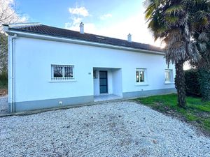 VASTE T2 AVEC JARDIN.