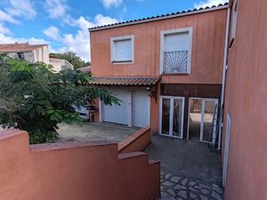 VILLA GRANDS VOLUMES