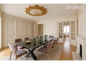 Paris 9ème I Rue Moncey I Appartement 5 pièces 98m²