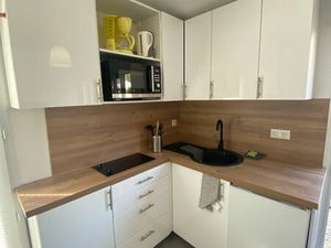 Talence- rue jean Zubieta-studio meublé d'environ 19m²