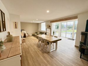 Maison familiale 4 chambres avec piscine - cadre agréable