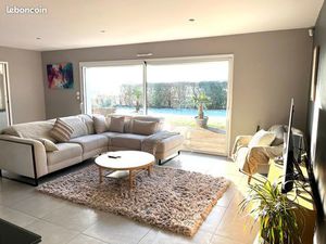 Maison - 7 pièces - 156m²