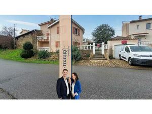 Maison - Mitoyenne - 3 Chambres - Buanderie - Jardin Ombragé - Proche grands axes