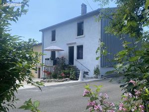 Maison 7 pièces 243 m²