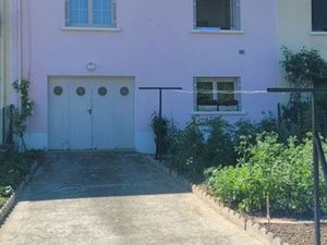 Maison de ville garage et petit terrain