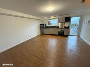 Duplex 43m2 + 18m2 cave/lingerie