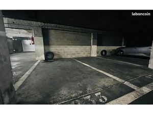 Parking camionnette - proche Leroy Merlin - Vitry