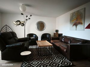 Maison meublée 3 chambres   jardin  libre de suite