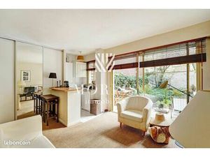 Studio 1 pièce 30 m²