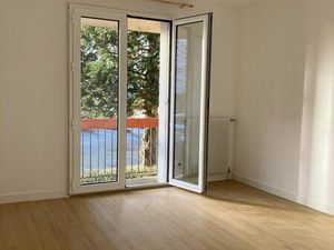 Lumineux T1 Rennes/Saint Jacques avec parking