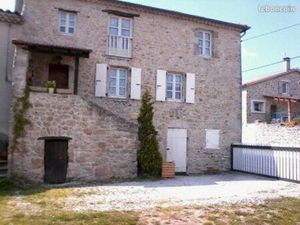 Location maison en pierre