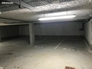 Place de parking à louer