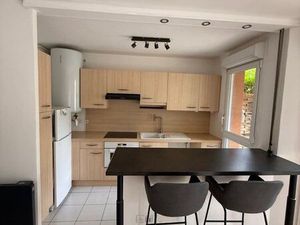 ? Studio meublé avec terrasse et jardin – Résidence Les Jardins de Limay ?